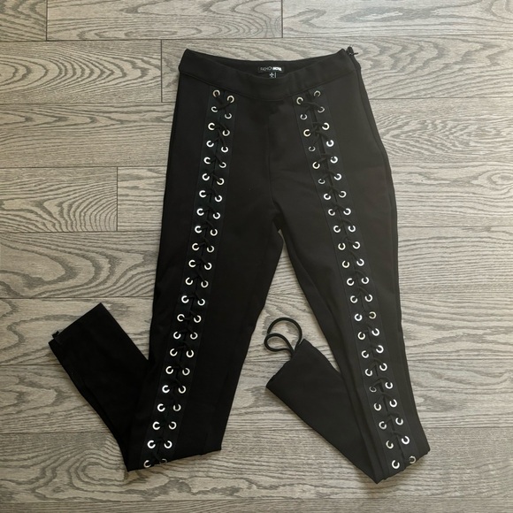 Fashion Nova Tights - Picture 9 of 9